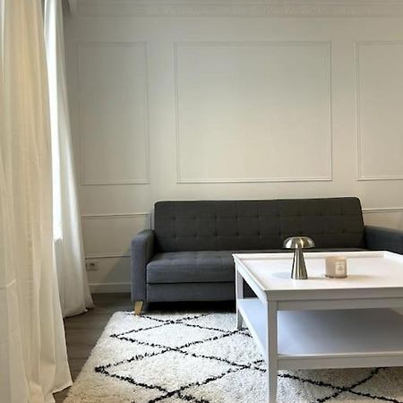 Appartamento Le Petit Paris Compiègne Esterno foto