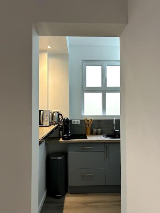 Appartamento Le Petit Paris Compiègne Esterno foto